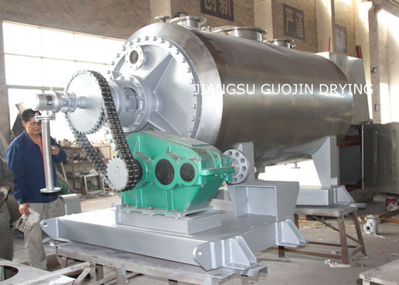 10 دور در دقیقه Rotary Rake Vacuum Paddle Dryer 5.5KW برای مواد فرم مایع